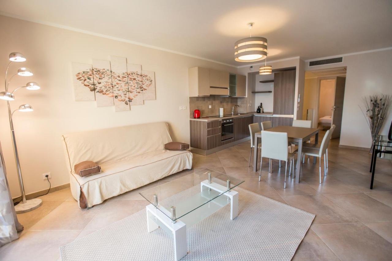 Sunny Beach Resort By Connexion Apartment